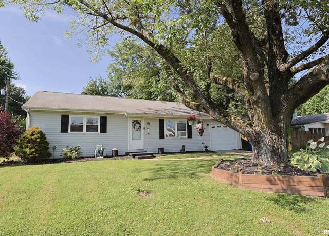 Property at 1519 Ruth Ann Dr, Centralia, IL 62801, 2 beds, 1 bath