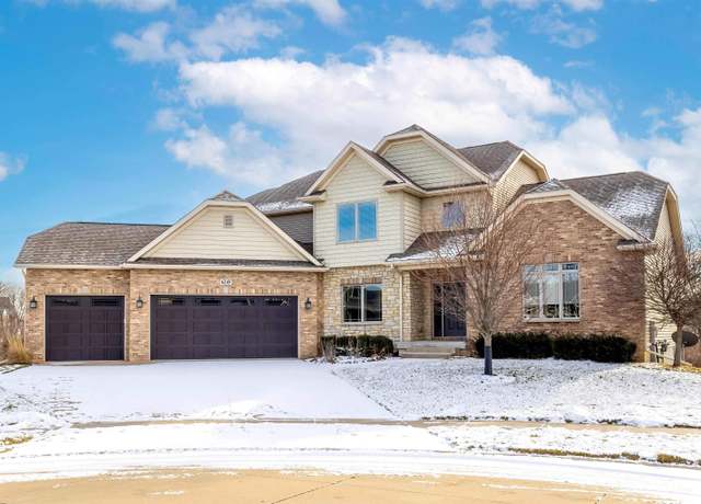 Property at 6245 Hess Ct, Bettendorf, IA 52722, 5 beds, 4.5 baths