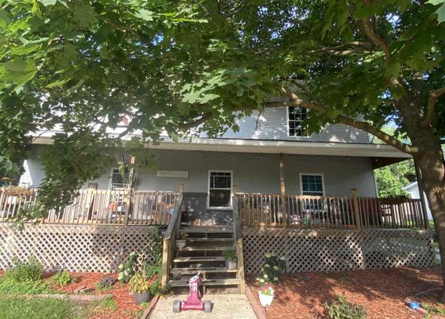 Property at 205 S Wood St, Washington, IL 61571, 5 beds, 2.5 baths