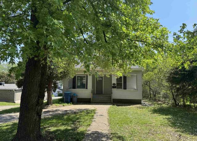 Property at 924 4th St, Peru, IL 61354, 2 beds, 1 bath
