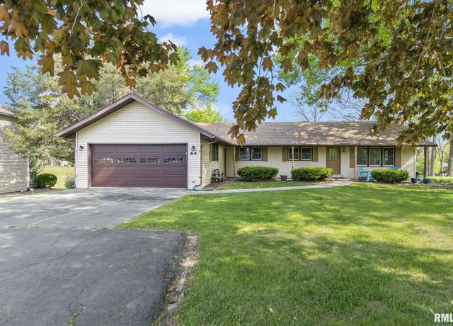 Property at 64 N Shore Dr, Petersburg, IL 62675, 4 beds, 3 baths
