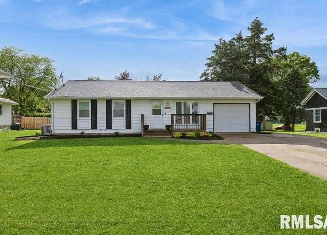Property at 419 N Main St, Cambridge, IL 61238, 3 beds, 1 bath