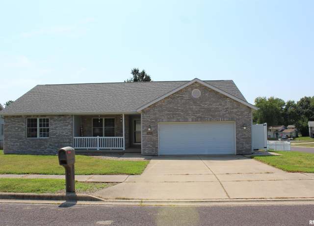 Property at 1713 Hope Ct, Pekin, IL 61554, 3 beds, 3 baths