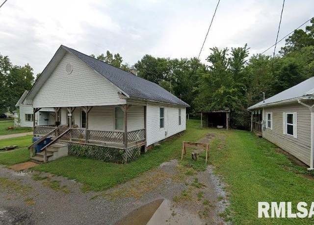 Property at 211 Washington Ave, Johnston City, IL 62951, 2 beds, 1 bath
