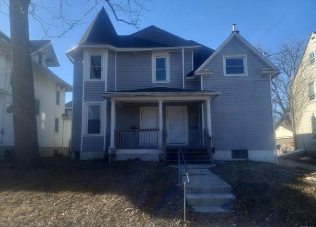 Property at 1812 Pershing Ave, Davenport, IA 52803, 6 beds, 2 baths