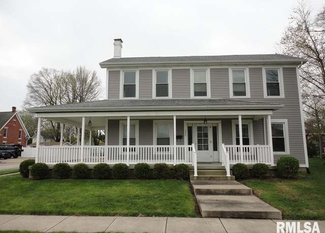 Property at 322 E Market St, Taylorville, IL 62568, 4 beds, 2 baths