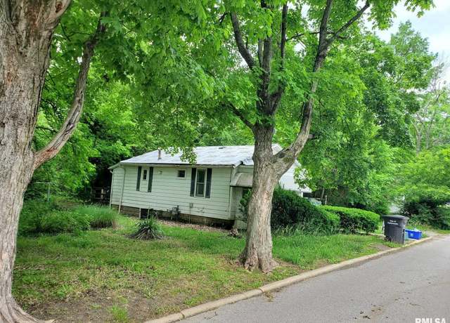 Property at 605 N Carico St, Carbondale, IL 62901, 1 bed, 1 bath