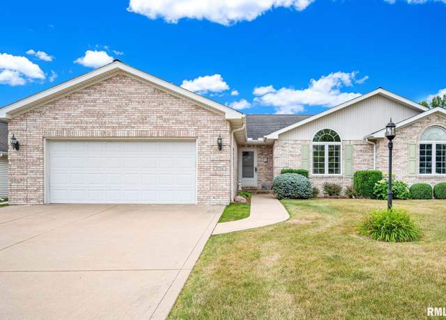 Property at 3716 W Golf Creek Dr, Peoria, IL 61615, 2 beds, 2 baths