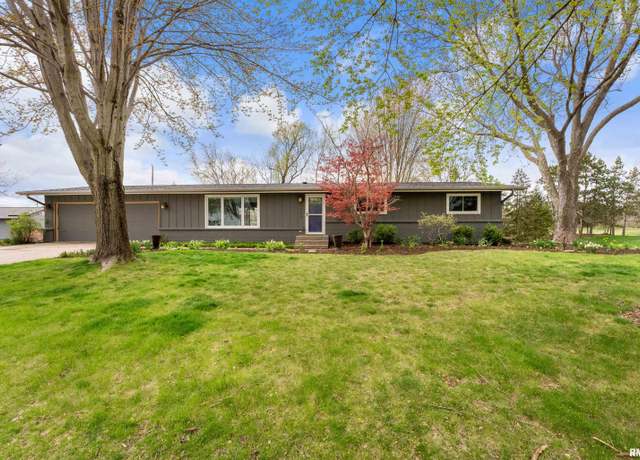 Property at 8808 20th Street West, Rock Island, IL 61201, 5 beds, 3 baths