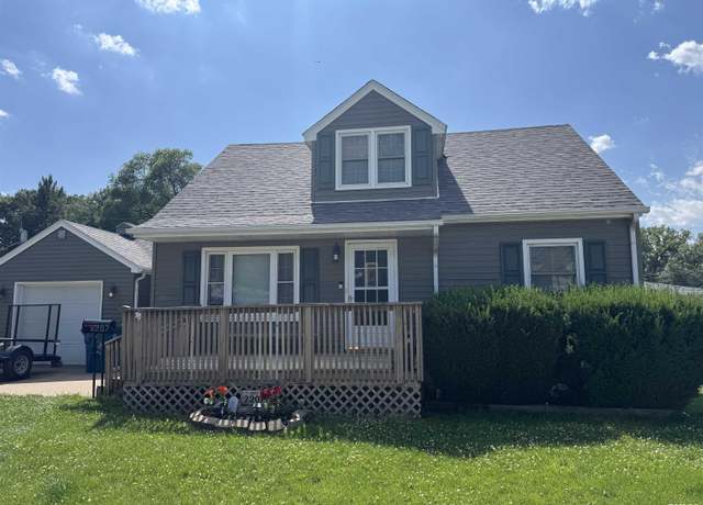 Property at 2207 4th Street A, East Moline, IL 61244, 4 beds, 2.5 baths