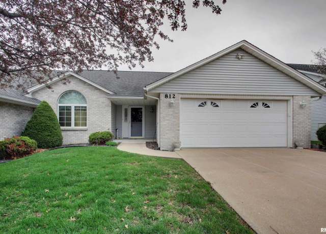Property at 812 N 49th St, Quincy, IL 62305, 2 beds, 2 baths