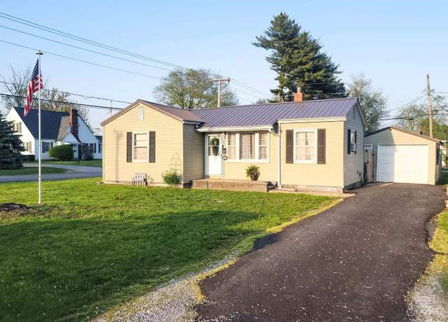Property at 1122 Rider St, Flora, IL 62839, 3 beds, 1.5 baths
