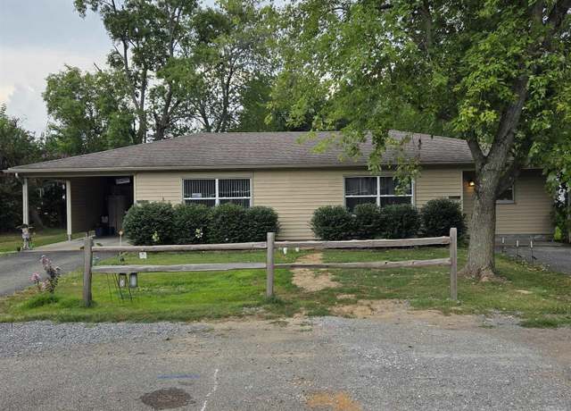 Property at 1505 N Glendale Unit A/B, Marion, IL 62959, 3 beds, 2 baths
