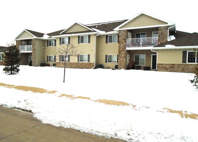 Property at 420 E Franklin St #103, Eldridge, IA 52748, 2 beds, 2 baths