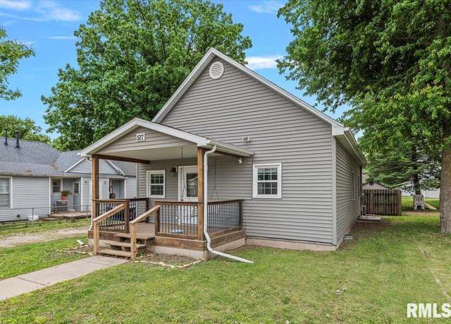Property at 527 S Lincoln St, Divernon, IL 62530, 3 beds, 1 bath