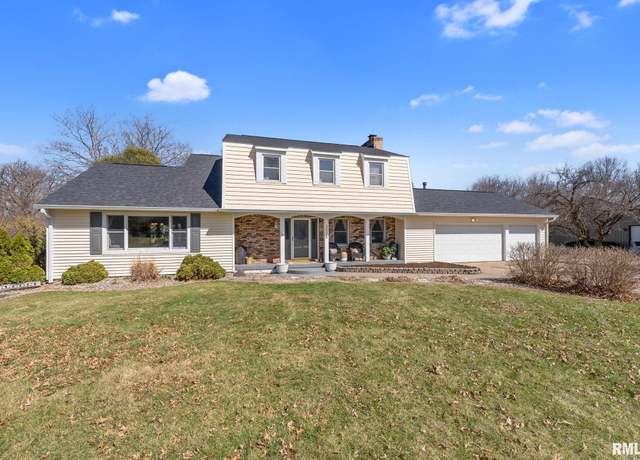 Property at 3075 Quail Ridge Rd, Bettendorf, IA 52722, 4 beds, 2.5 baths