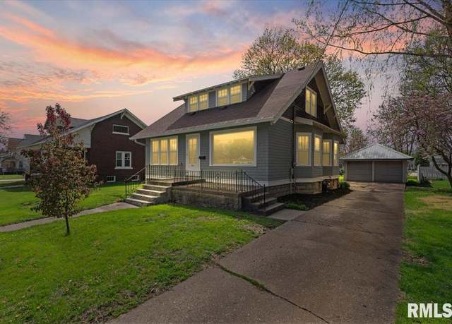 Property at 523 S Oakwood Ave, Geneseo, IL 61254-1752, 3 beds, 1.5 baths