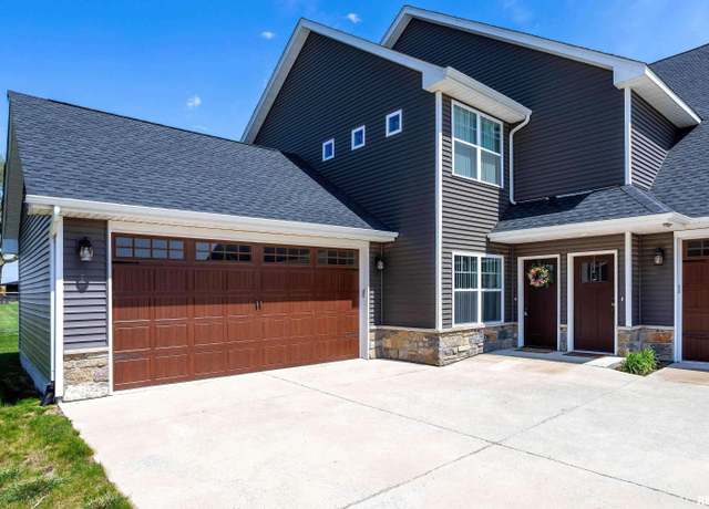 Property at 3036 Shanes Way, Bettendorf, IA 52722, 2 beds, 2 baths