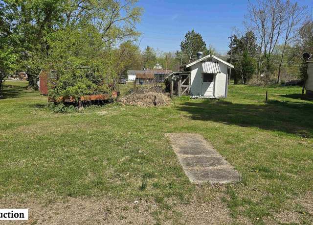 Property at 803 Barham Ave, Johnston City, IL 62951