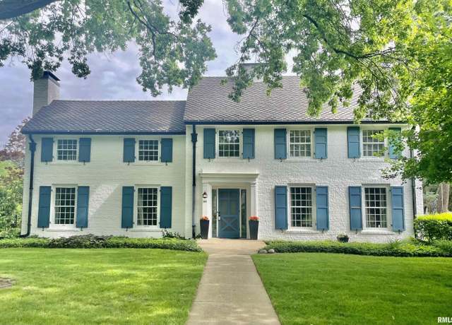 Property at 345 Park Lane Dr, Galesburg, IL 61401, 5 beds, 3 baths