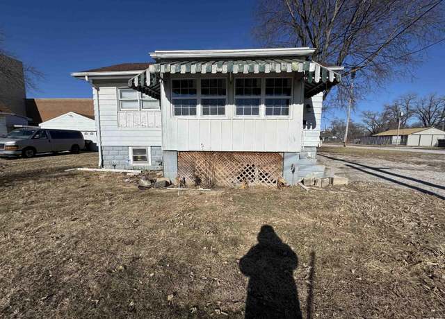 Property at 408 Edmund St, East Peoria, IL 61611, 2 beds, 1 bath