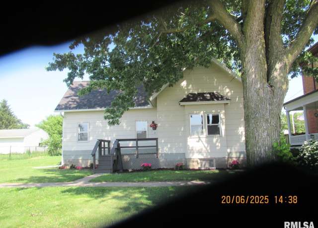 Property at 302 Meridian St, Tipton, IA 52772, 3 beds, 1.5 baths