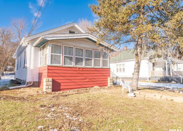 Property at 601 NE Rock Island Ave, Peoria, IL 61603, 2 beds, 1 bath