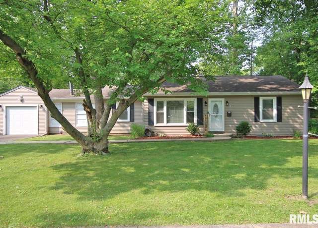Property at 324 W Stonegate Rd, Peoria, IL 61614, 2 beds, 1.5 baths
