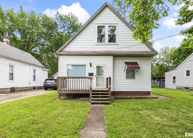 Property at 2034 N 9th St, Springfield, IL 62702, 4 beds, 2 baths