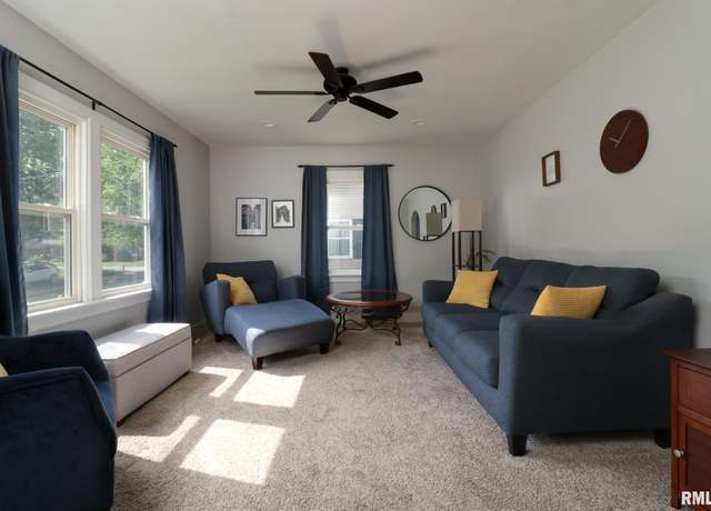 Property at 519 Mcgregor St, Bloomington, IL 61701, 2 beds, 1 bath