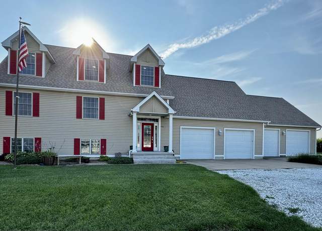Property at 410 N Union St, Good Hope, IL 61438, 3 beds, 2.5 baths
