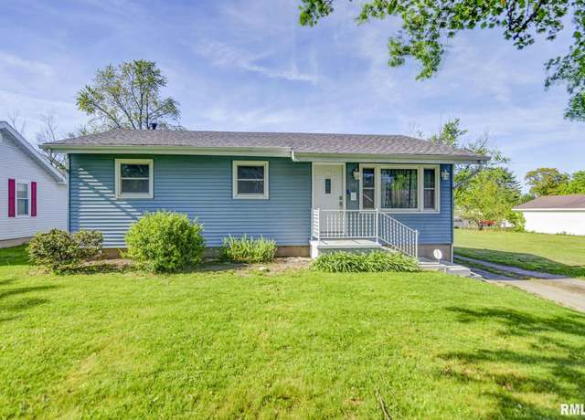 Property at 1804 W Olive St, Decatur, IL 62526, 3 beds, 1.5 baths