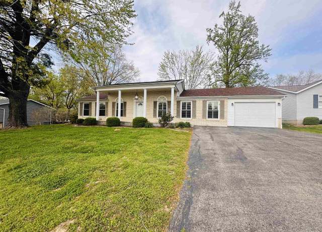 Property at 205 Evergreen Dr, Anna, IL 62906, 3 beds, 2 baths