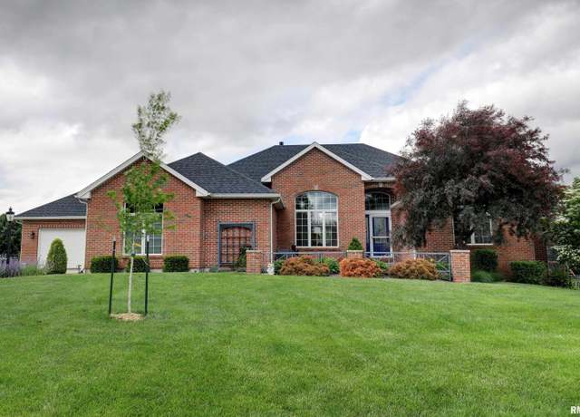 Property at 4511 Caleb Ln, Quincy, IL 62305, 5 beds, 4.5 baths