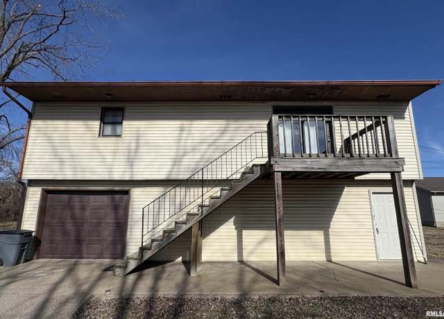 Property at 417 S Pershing St, Energy, IL 62933, 3 beds, 2 baths