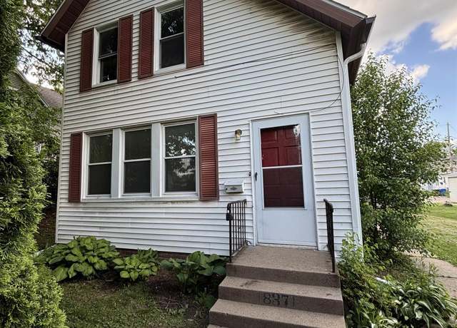Property at 837 19th Ave, Moline, IL 61265, 5 beds, 2 baths