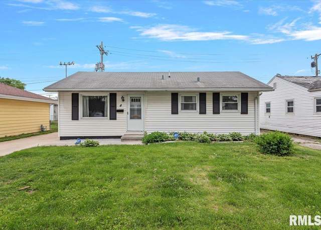 Property at 8 Melody Ln, Springfield, IL 62702, 2 beds, 2 baths