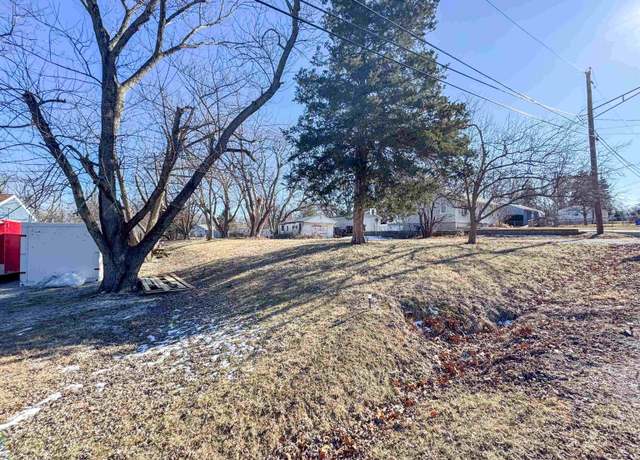Property at 1622 N Moody Ct, Peoria, IL 61604