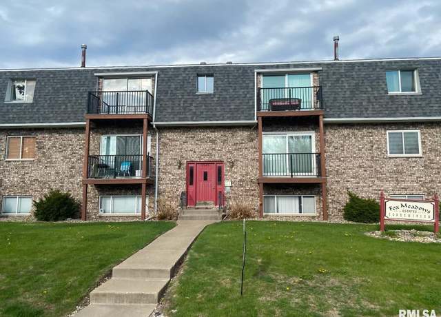 Property at 3045 4th St #12, Moline, IL 61265, 2 beds, 1 bath