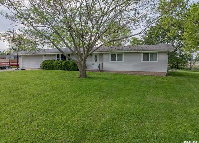 Property at 526 Hardacre Rd, Salem, IL 62881, 4 beds, 2 baths