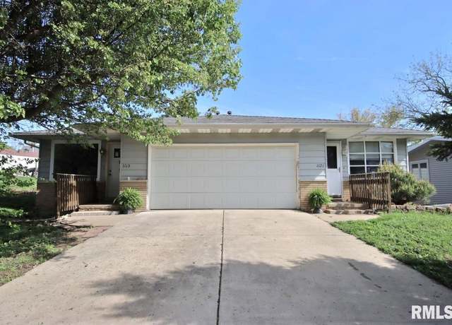 Property at 1115-1121 E Kingman Ave, Peoria Heights, IL 61616, 4 beds, 2 baths