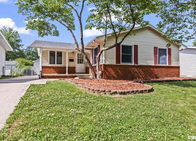 Property at 2525 Selkirk Rd, Springfield, IL 62702, 3 beds, 2 baths