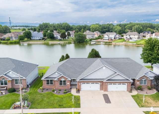 Property at 1505 Remington Rd, Pekin, IL 61554, 3 beds, 2 baths