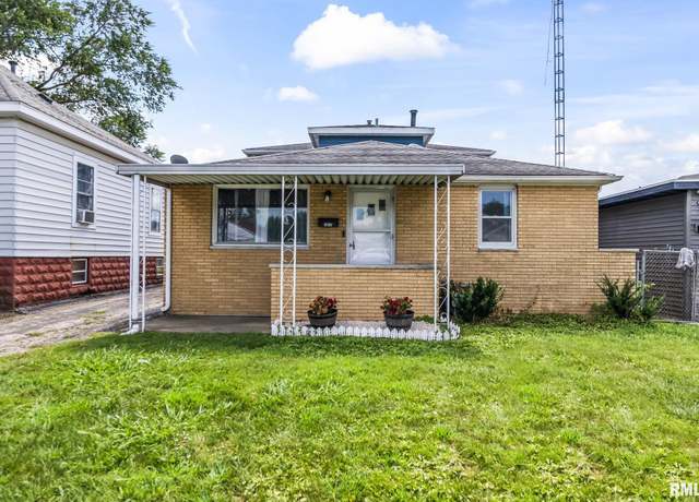 Property at 1812 E Converse Ave, Springfield, IL 62702, 5 beds, 2 baths