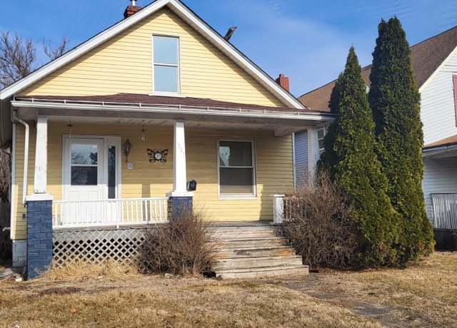 Property at 1523 10th Ave, East Moline, IL 61244, 3 beds, 1 bath