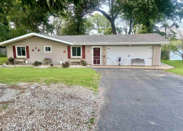 Property at 24624 E Lakeview Dr, Canton, IL 61520, 3 beds, 2 baths