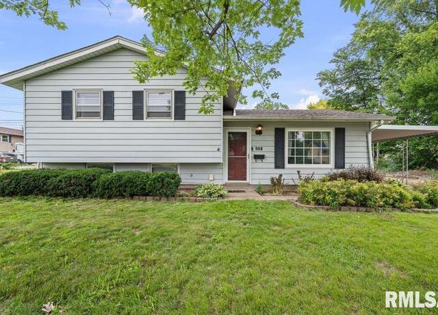 Property at 908 Hillside Dr, Bettendorf, IA 52722, 3 beds, 1 bath