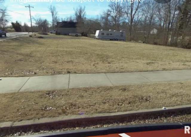 Property at 1001 W Grand Ave, Carterville, IL 62918