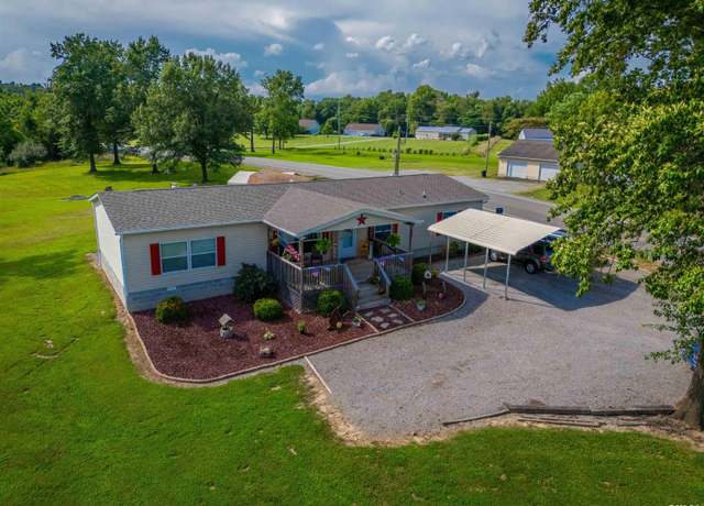 Property at 11149 Crenshaw Rd, Marion, IL 62922, 4 beds, 2 baths