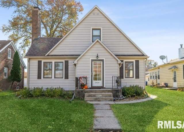Property at 2418 18th Avenue A, Moline, IL 61265, 4 beds, 2 baths